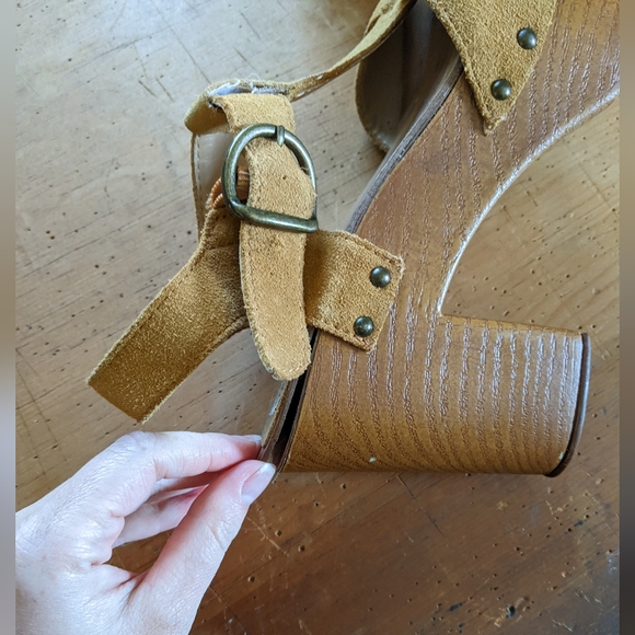 Steve Madden platform clogs - Picture 2 of 4